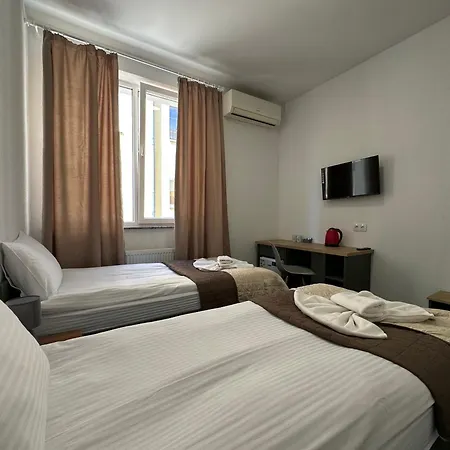 Route 66 Otel Lviv